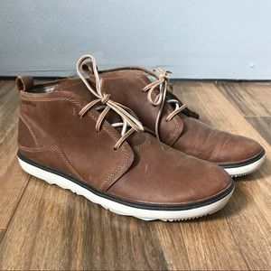 Woman's Merrell Performance Leather shoes 8.5